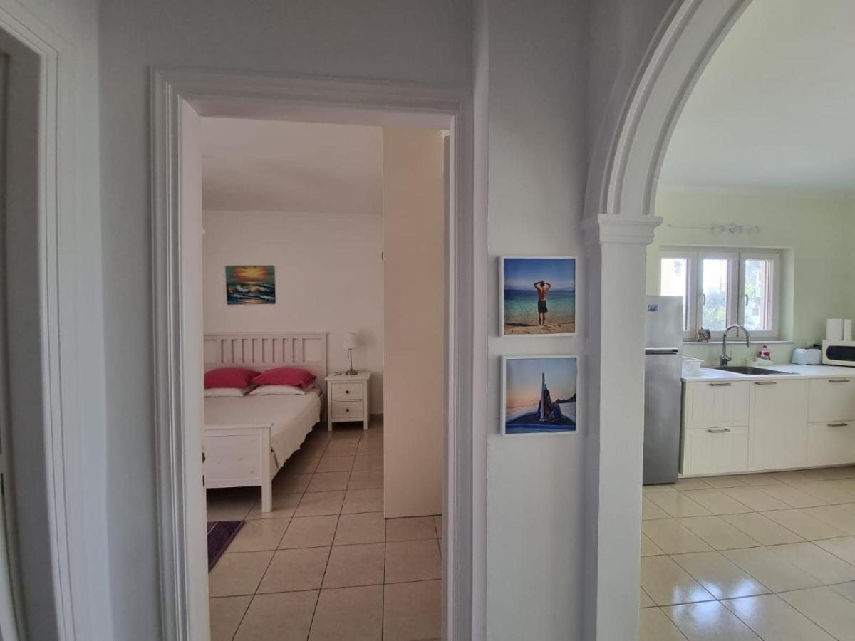 Dream Vacation Apartment Acharavi  Eksteriør billede